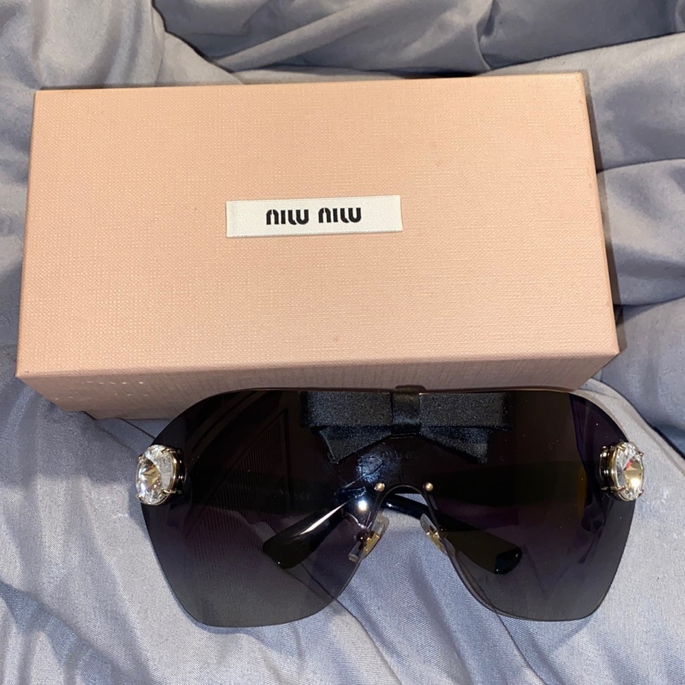 Miu Miu Oversized Violet Bow Sunglasses
